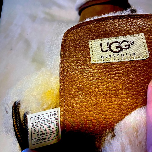ugg 5498